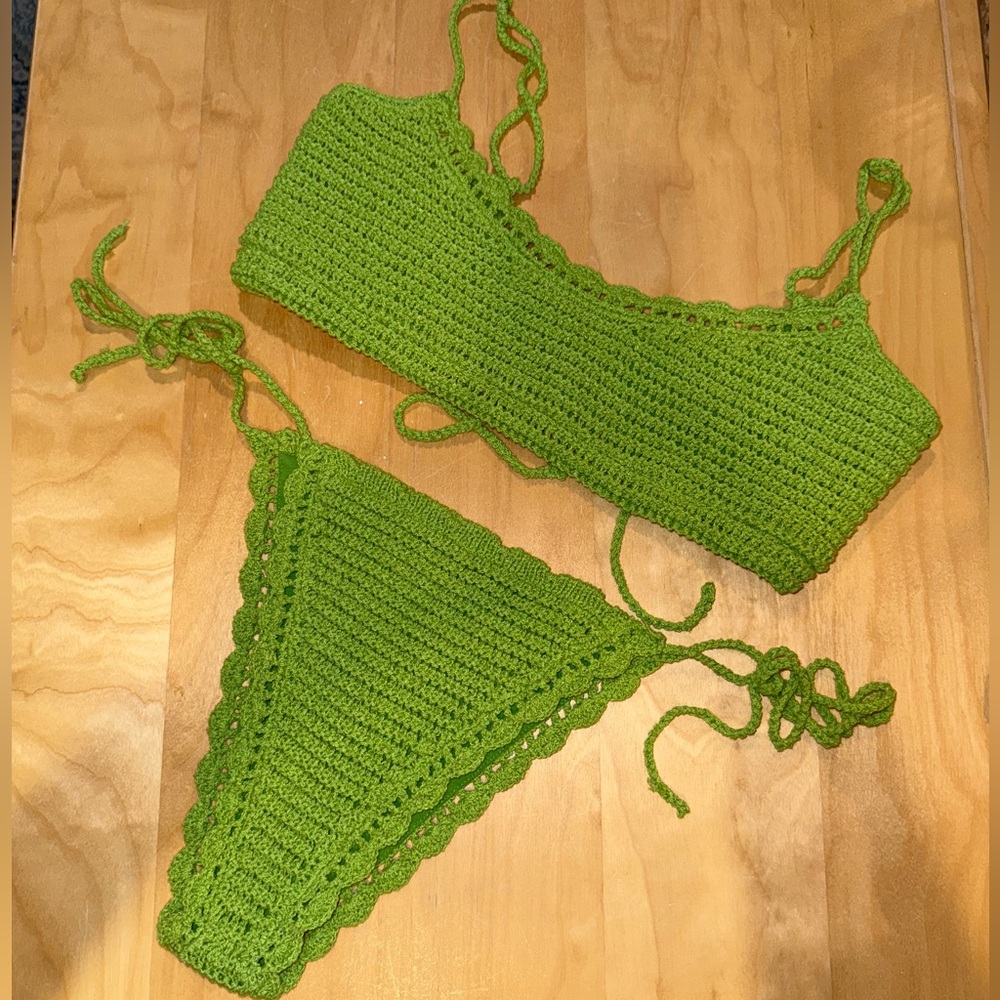 🏷️NWT Out From Under by UO Bliss Green Crochet Knit Bikini Swimwear 💚 - Picture 3 of 7